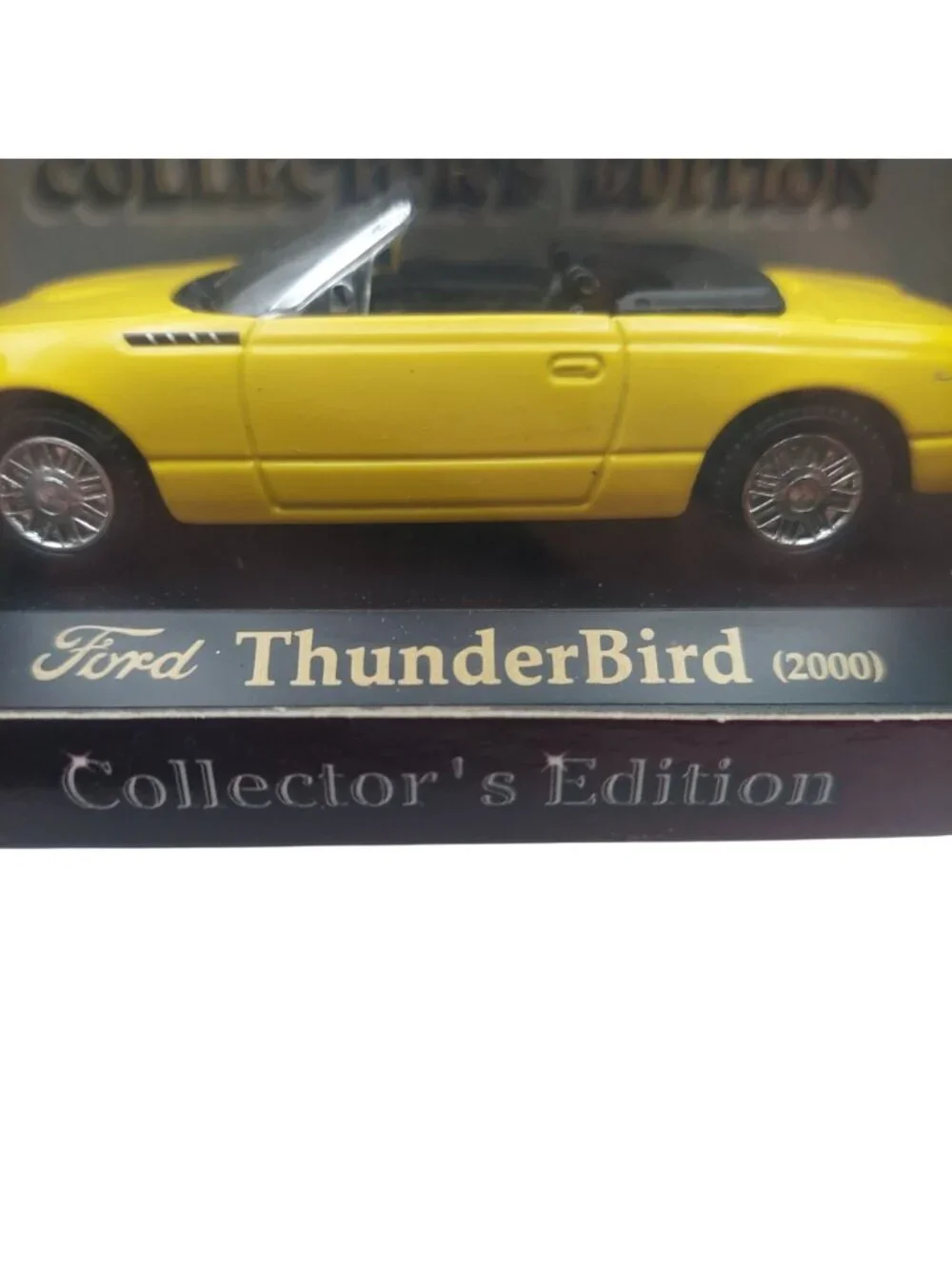 Ford Thunderbird Die Cast Model Set of 2 1955 & 2000 1:43 Collectors Edition